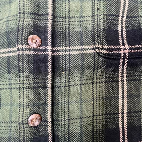 Vintage Field and Stream Green Flannel Work Shirt Tall Sz Large with Minor Flaws - Picture 3 of 9
